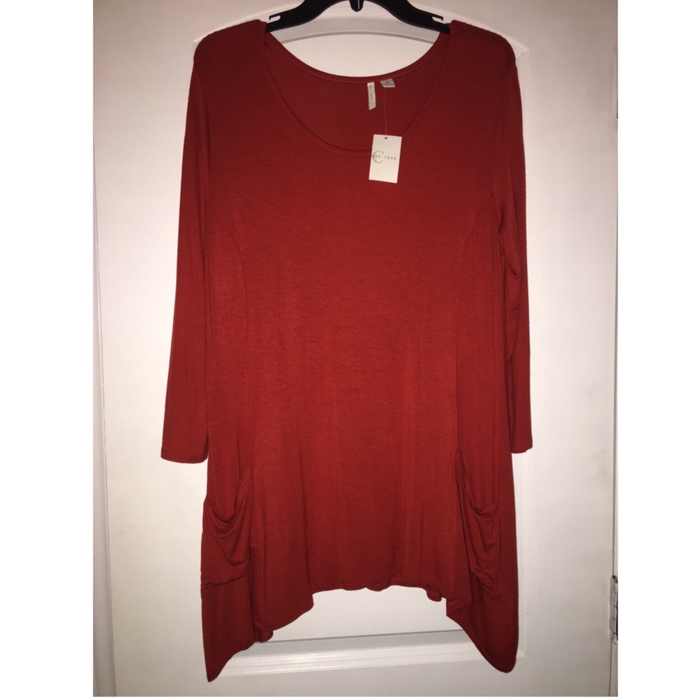 Women's Brick Red Scoop Neck Tunic Top With Side Pockets
